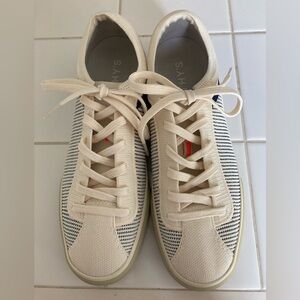 Rothy’s lace-up sneaker